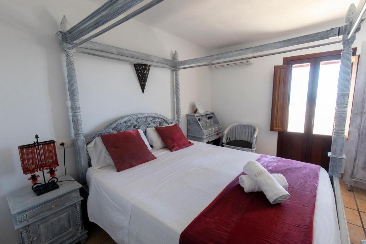 Buenavista Suites Hotel Boutique Santa Eularia des Riu Dış mekan fotoğraf