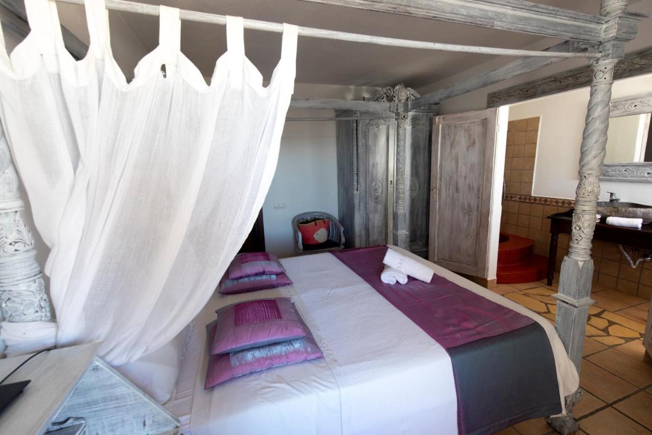 Buenavista Suites Hotel Boutique Santa Eularia des Riu Dış mekan fotoğraf